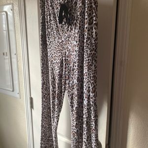 Soma two piece pajama lounge wear set pants long sleeve animal print